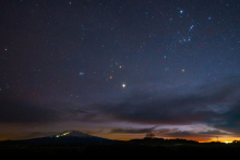 Matariki and Puanga above Ruapehu
